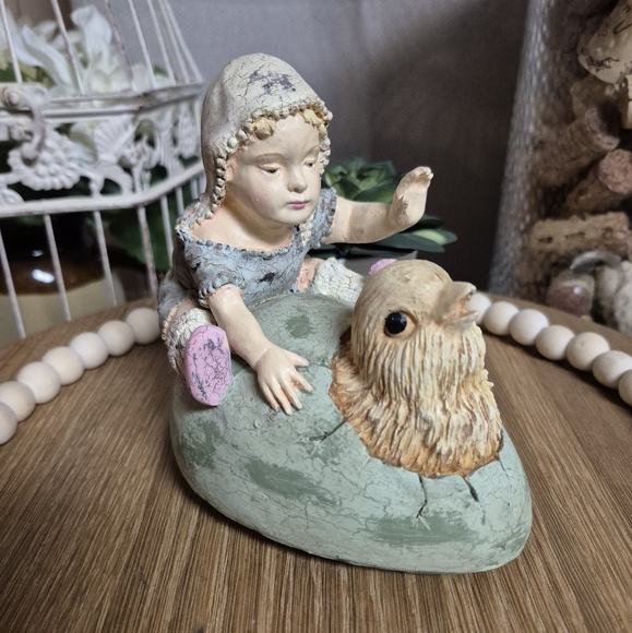 Bethany Lowe Signed Victorian Girl on Hatching Egg Chick Spring Easter Figure - Picture 1 of 10